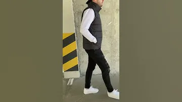 Черная безрукавка мужская без капюшона , Жилетка мужская дутая молодежная | Жилетка весенняя осенняя
